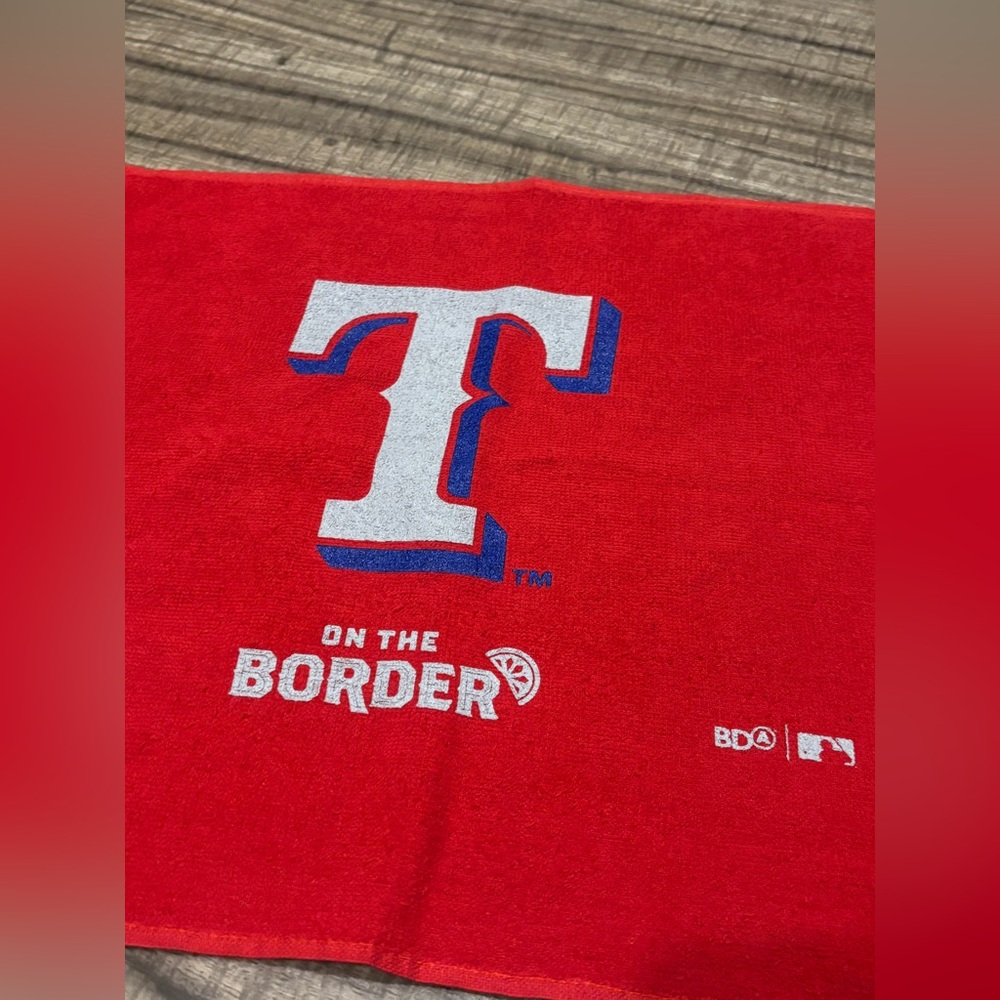 Texas Rangers MLB Rally Towel - Picture 2 of 3